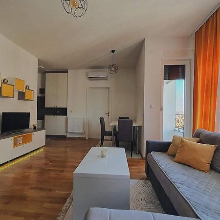 Zara 1 Apartman Бієліна Екстер'єр фото