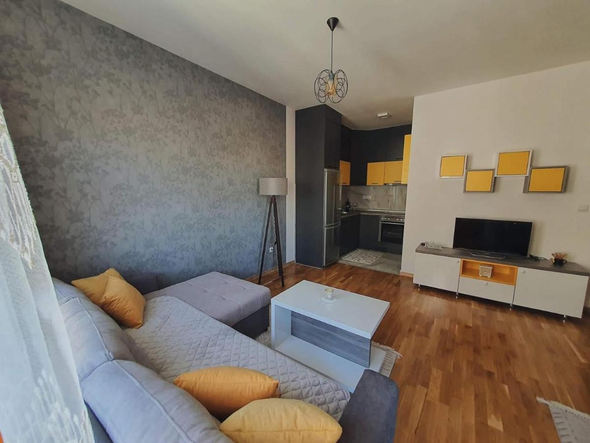 Zara 1 Apartman Бієліна Екстер'єр фото