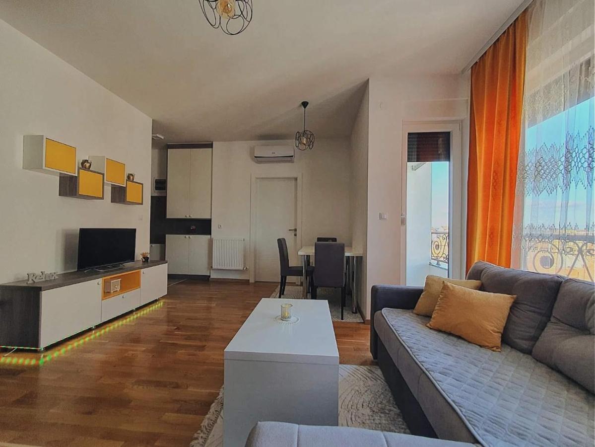 Zara 1 Apartman Бієліна Екстер'єр фото